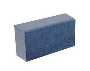 路側(cè)石產(chǎn)品中心 廣州市增城鴻葳建材廠，打造堅(jiān)固耐用的城市建筑材料